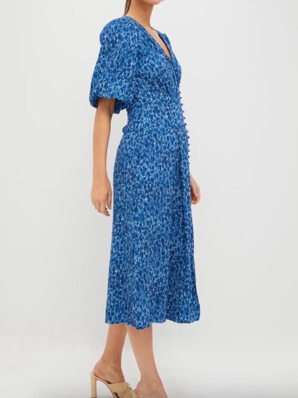 BNWT - Tuckernuck Blue Printed V-Neck Midi Dress - Picture 3 of 11